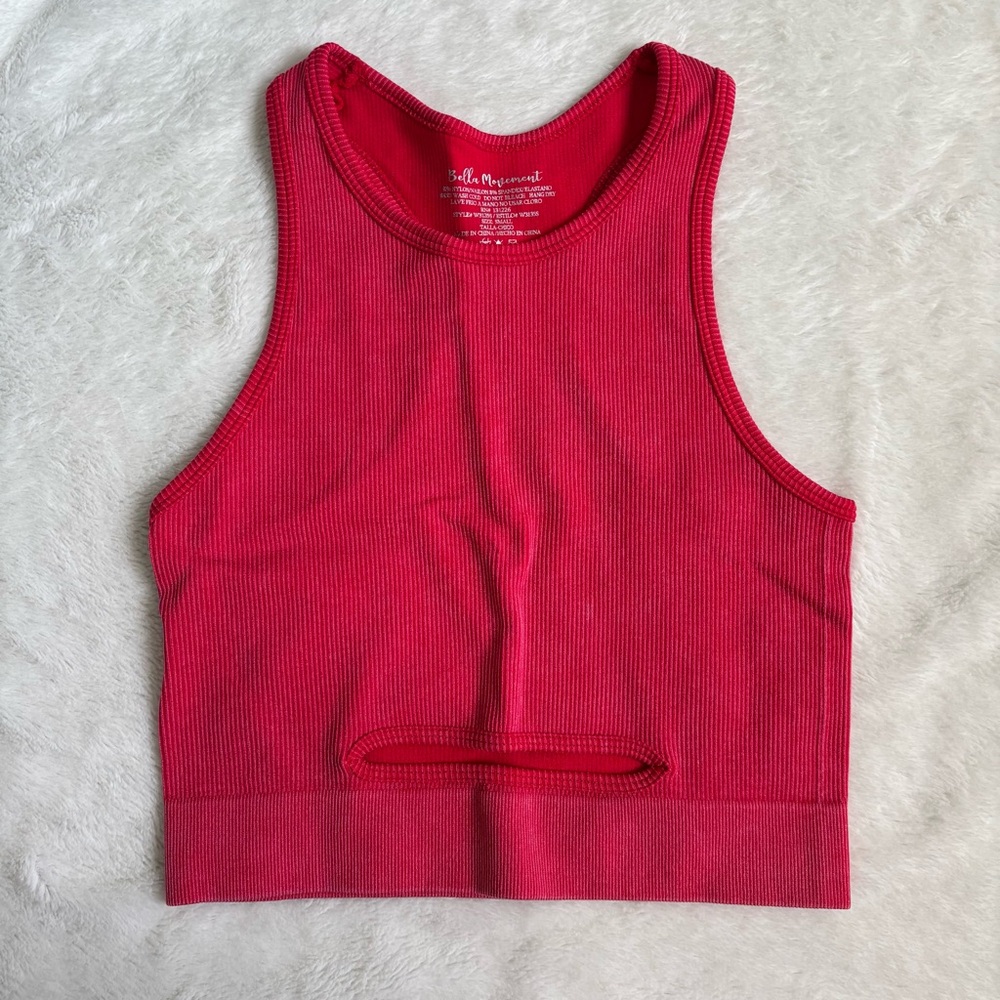 red ribbed cropped tank top with slit